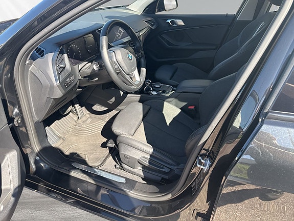 BMW 118i 6 of 27