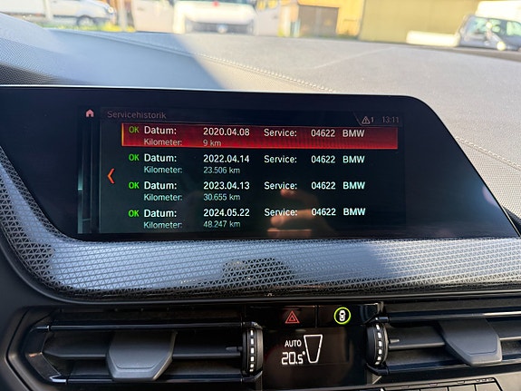 BMW 118i 25 of 27