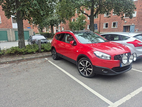 Nissan Qashqai+2 4 of 4