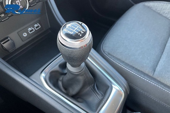 Renault Captur 12 of 20