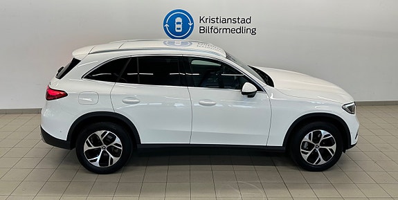 Mercedes-Benz GLC300 e 7 of 12