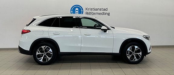 Mercedes-Benz GLC300 e 4 of 12