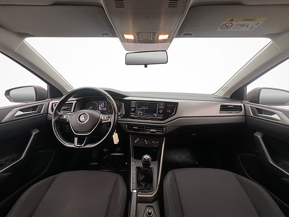 Volkswagen Polo 12 of 28