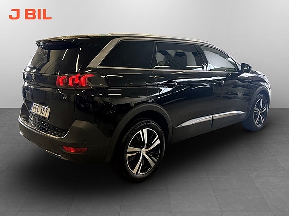 Peugeot 5008 3 of 18