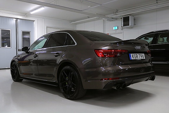 Audi A4 8 of 29