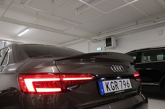 Audi A4 11 of 29