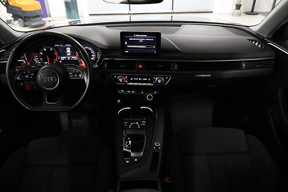 Audi A4 17 of 29