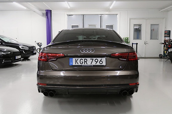 Audi A4 7 of 29