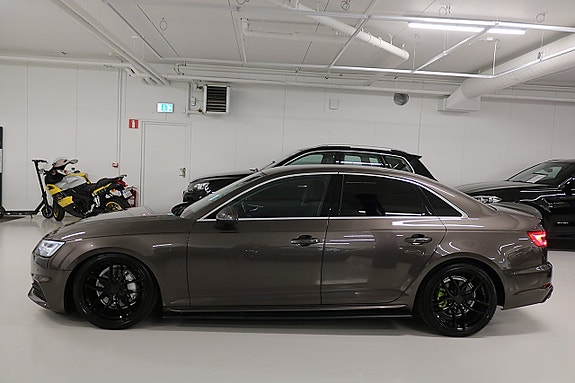 Audi A4 10 of 29