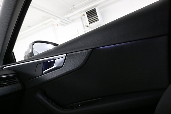 Audi A4 27 of 29