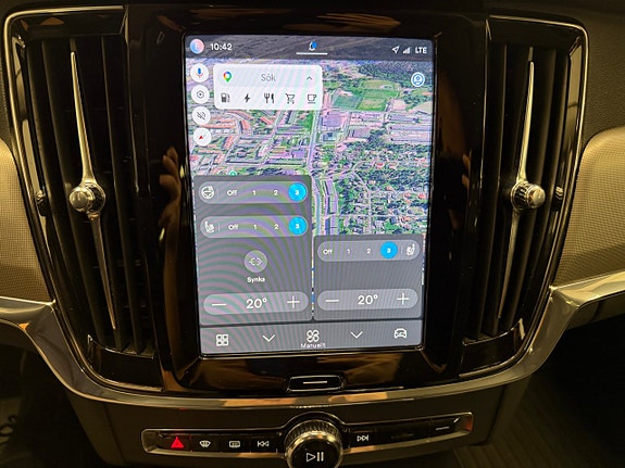 Volvo V90 17 of 26