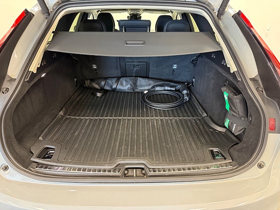 Volvo V90 24 of 26
