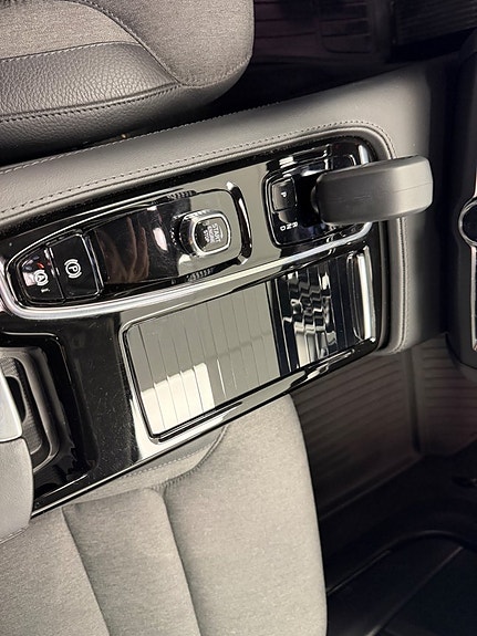Volvo V90 21 of 26