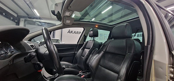 Peugeot 307 SW 10 of 15