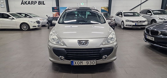Peugeot 307 SW 2 of 15