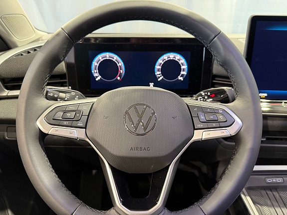 Volkswagen T-Roc 12 of 20