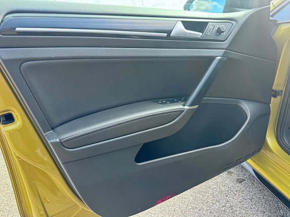 Volkswagen Golf I 19 of 20