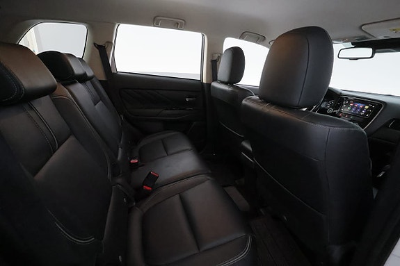 Mitsubishi Outlander 21 of 29