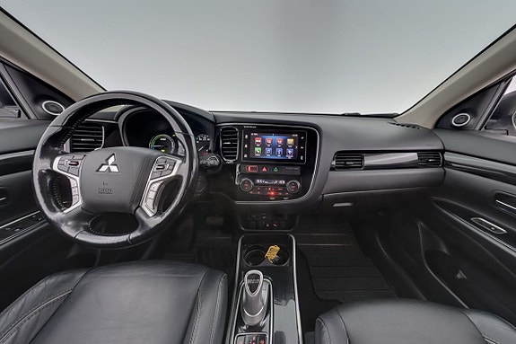Mitsubishi Outlander 13 of 29
