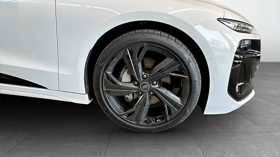 Audi A6 6 of 21