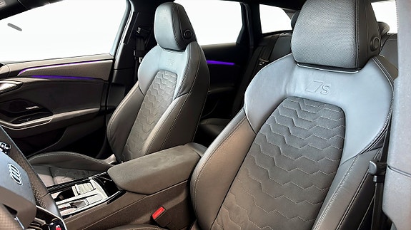 Audi A6 8 of 21
