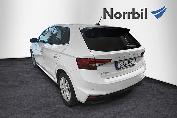 Skoda Fabia 4 of 12