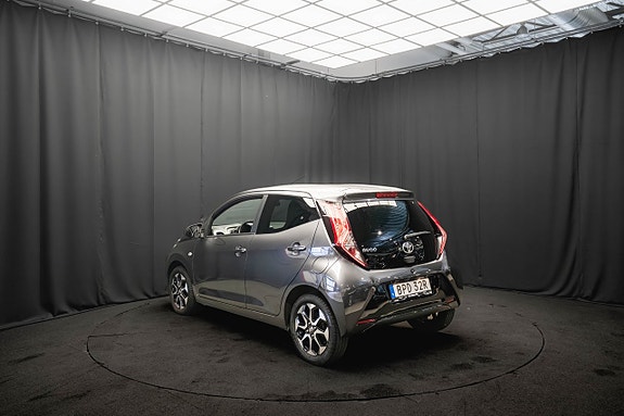 Toyota Aygo 8 of 20