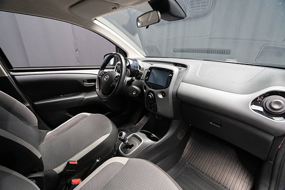 Toyota Aygo 12 of 20