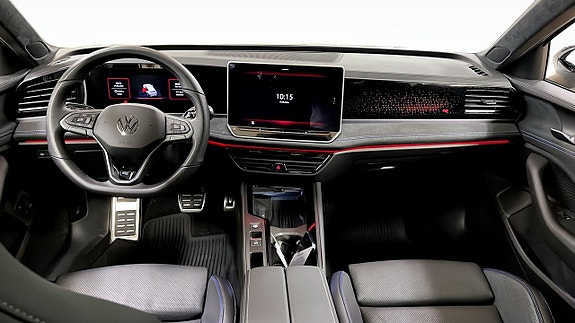 Volkswagen Passat 11 of 14
