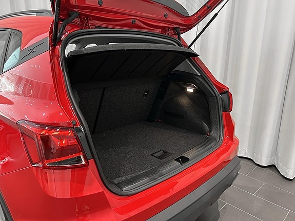Seat Arona 4 of 12