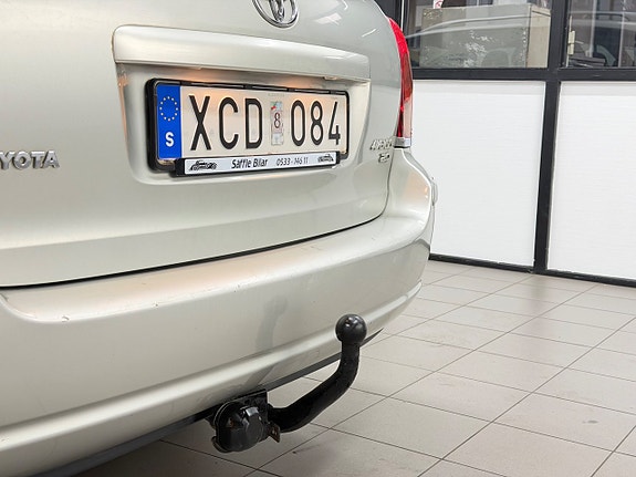 Toyota Avensis 13 of 30