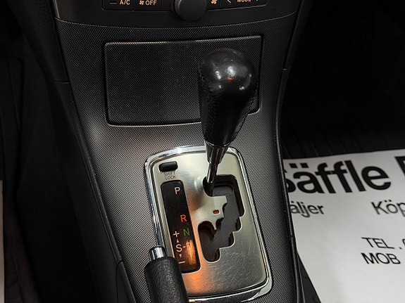 Toyota Avensis 28 of 30