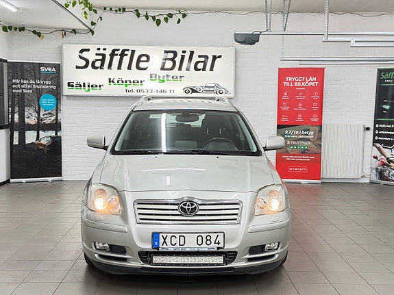 Toyota Avensis 10 of 30