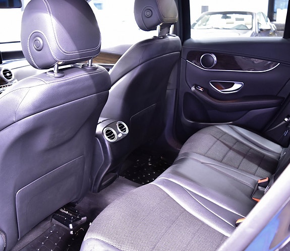 Mercedes-Benz GLC220 d 15 of 16