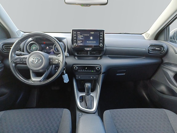 Toyota Yaris 8 of 10