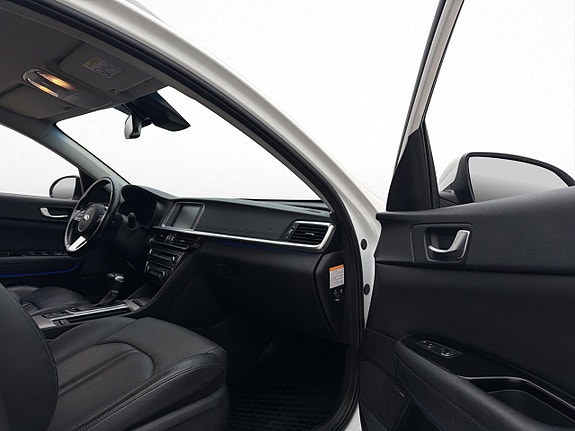 Kia Optima 25 of 30