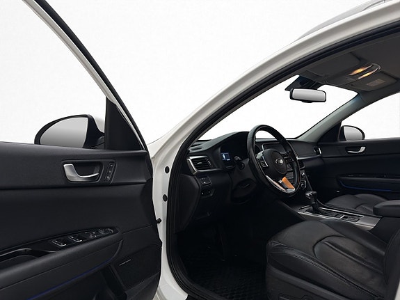 Kia Optima 11 of 30