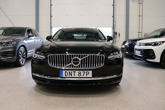 Volvo V90 4 of 30