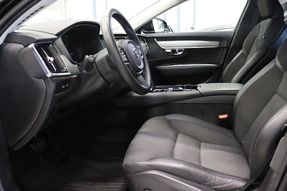 Volvo V90 12 of 30
