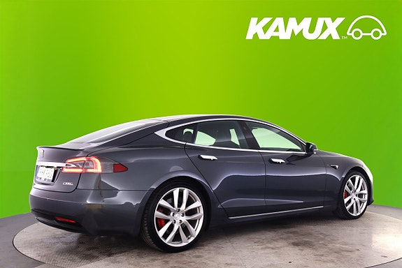 Tesla Model S 2 of 22