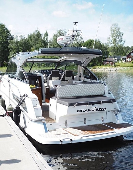 Grandezza 33 Special Edition 2016 Finland 2 of 12