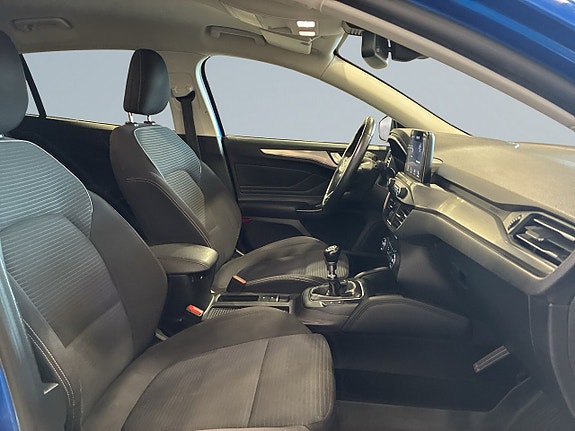 Ford Focus 9 of 22