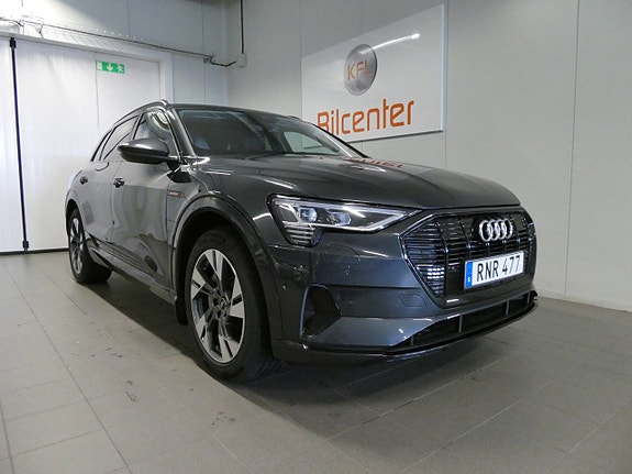 Audi e-tron 5 of 24