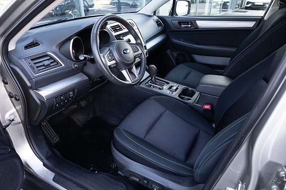 Subaru Outback 9 of 15