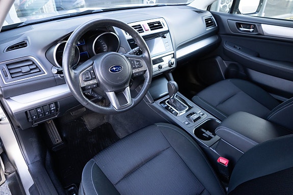 Subaru Outback 10 of 15