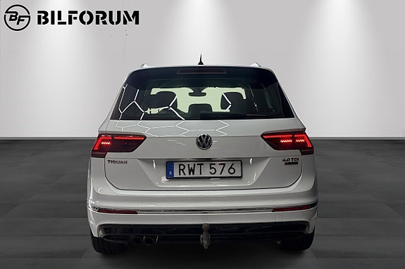 Volkswagen Tiguan 6 of 14