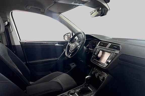 Volkswagen Tiguan 11 of 14