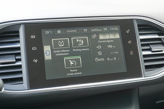 Peugeot 308 21 of 25