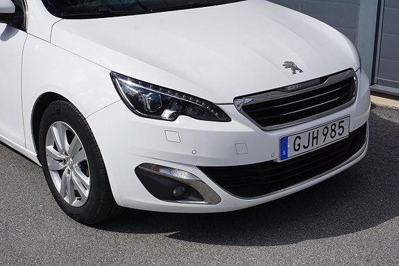 Peugeot 308 9 of 25