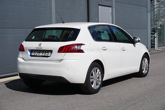 Peugeot 308 5 of 25